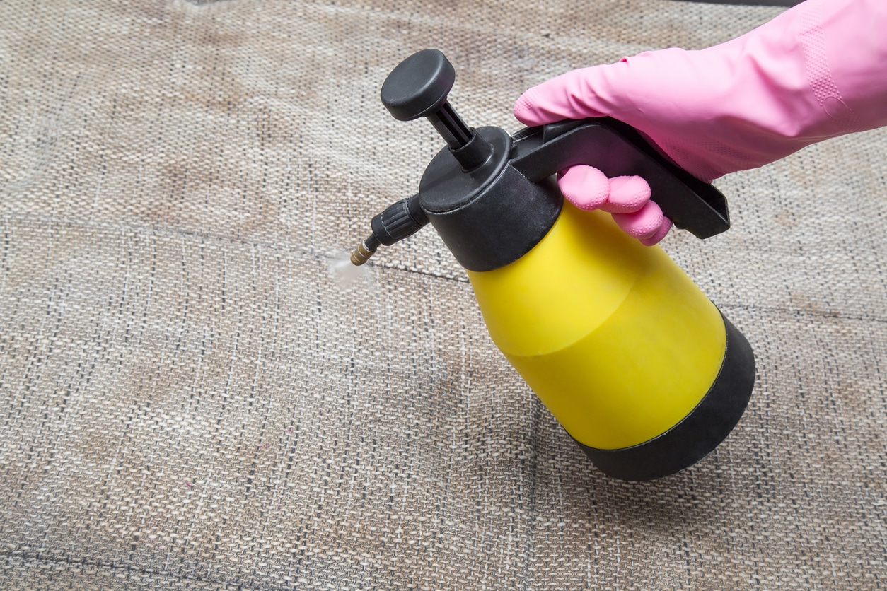 can you clean a mattress with upholstery cleaner